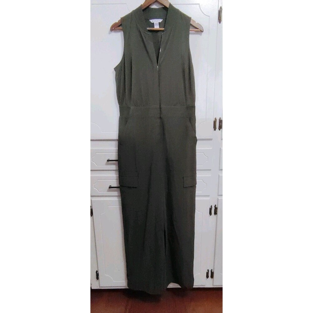 Athleta Brooklyn Utility Jumpsuit Romper Women's size 8 Green